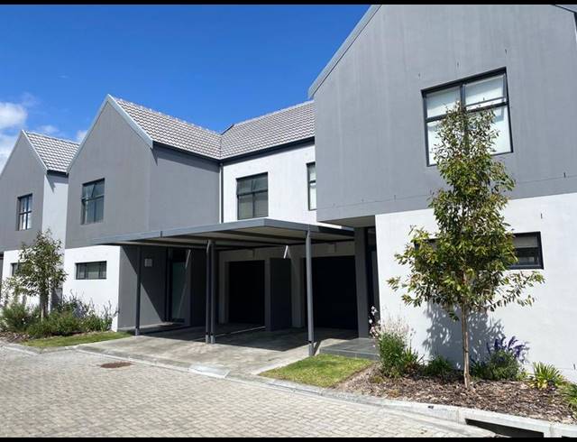 3 BEDROOM HOUSE FOR SALE IN SILVER OAKS